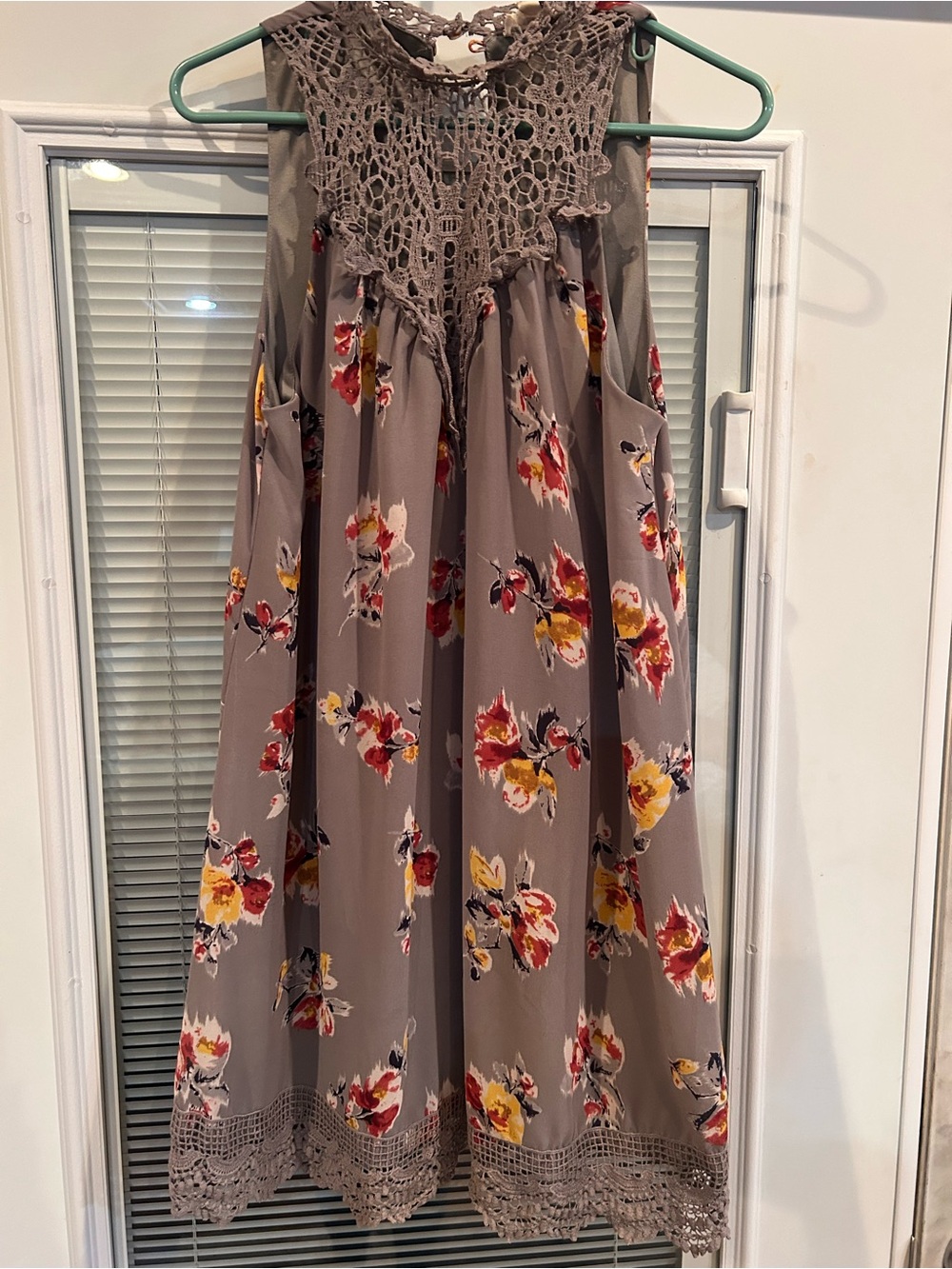 entro Floral Crochet-Trim A-Line dress